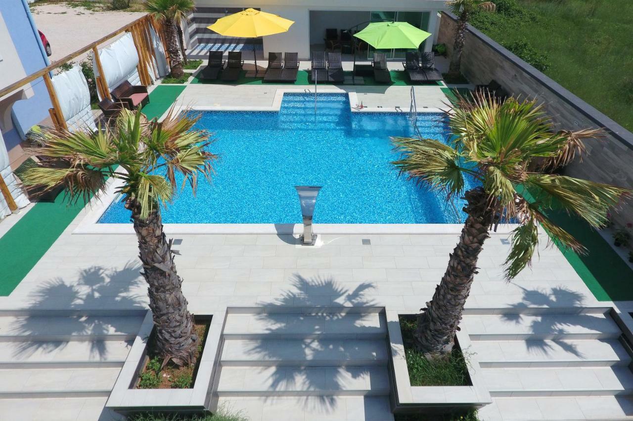 Boutique Residence Cosmopolis 1 Bibinje Buitenkant foto