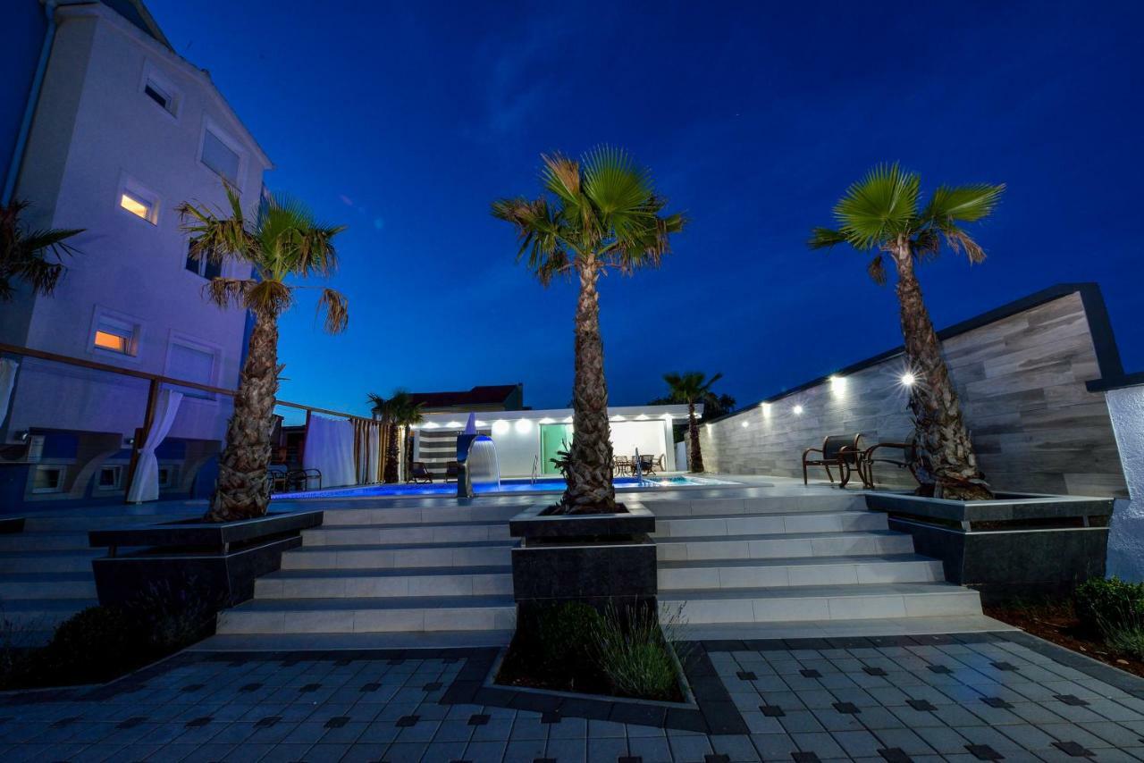 Boutique Residence Cosmopolis 1 Bibinje Buitenkant foto