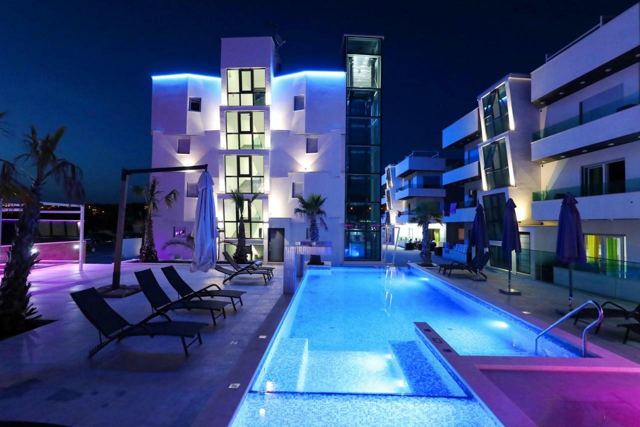 Boutique Residence Cosmopolis 1 Bibinje Buitenkant foto