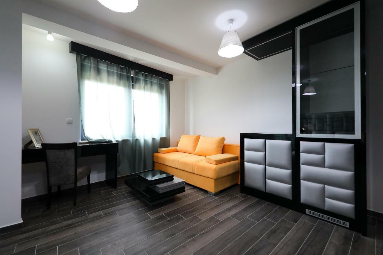 Boutique Residence Cosmopolis 1 Bibinje Buitenkant foto