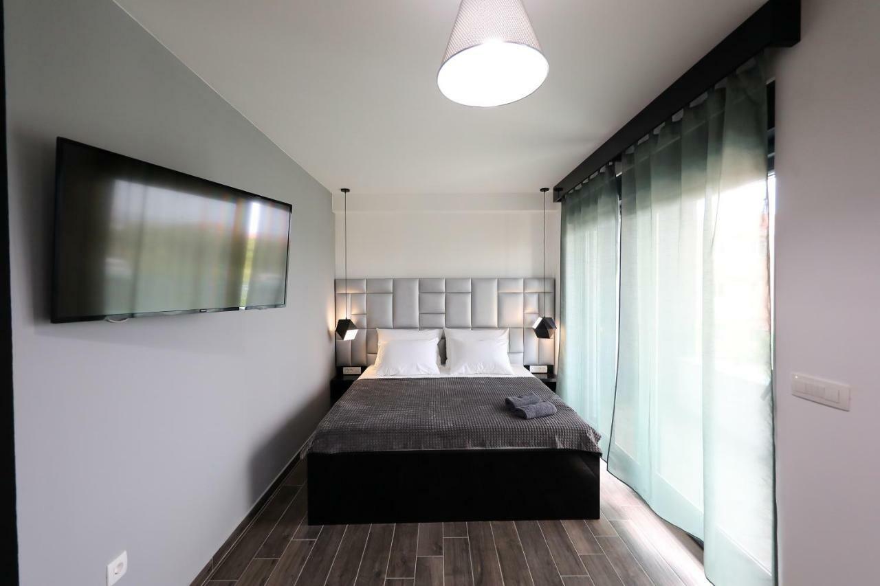 Boutique Residence Cosmopolis 1 Bibinje Buitenkant foto